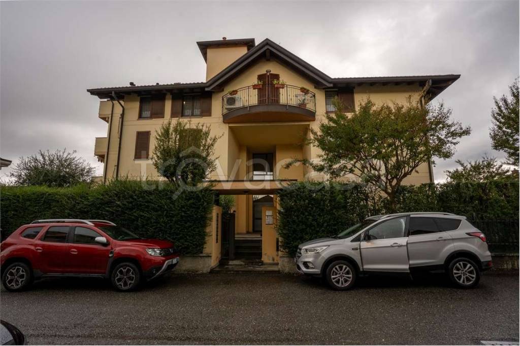 appartamento in vendita a Giussano