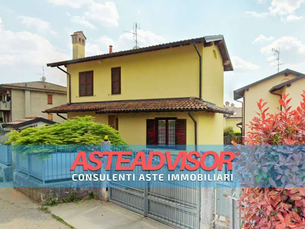 casa indipendente in vendita a Giussano