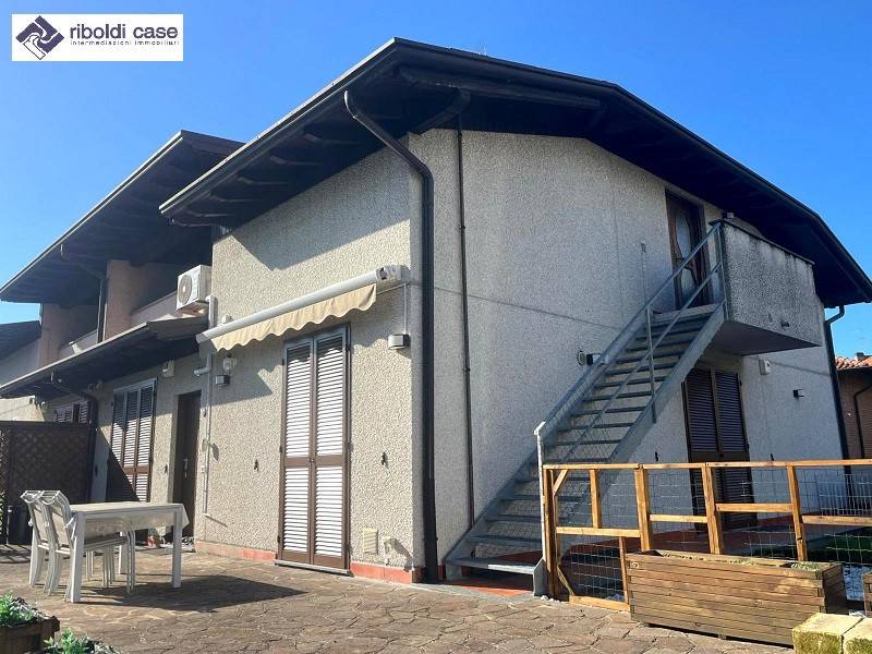 casa indipendente in vendita a Giussano