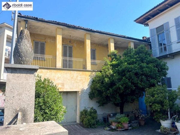 casa indipendente in vendita a Giussano