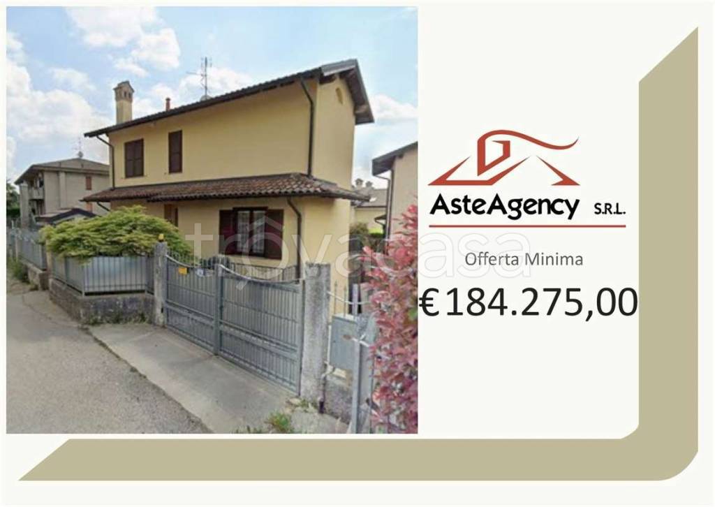casa indipendente in vendita a Giussano