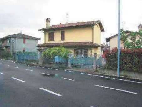 casa indipendente in vendita a Giussano