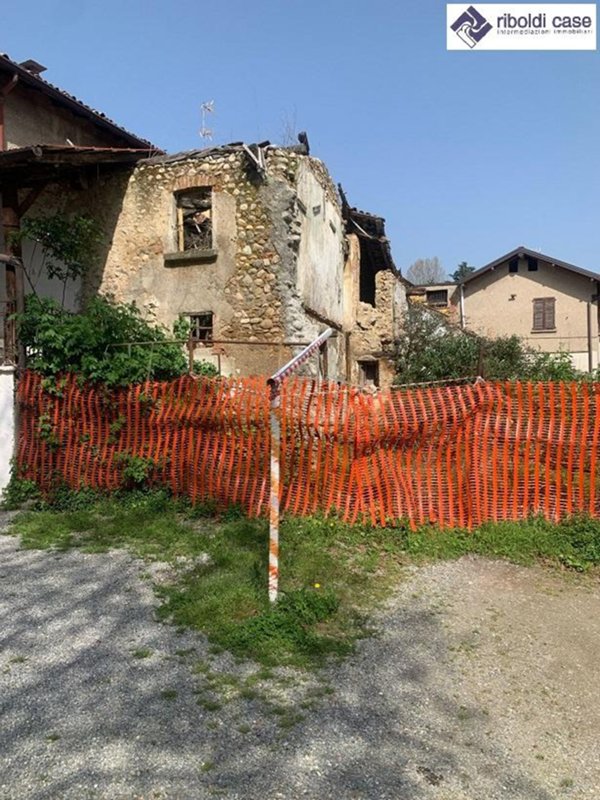 casa indipendente in vendita a Giussano in zona Paina