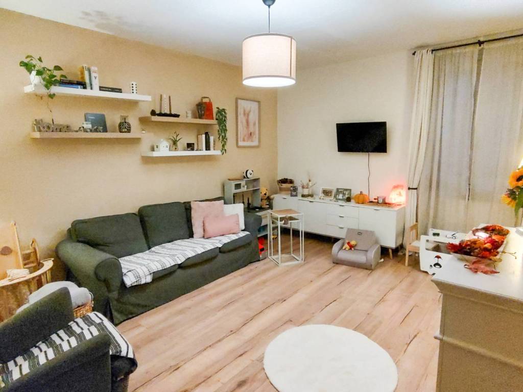 casa indipendente in vendita a Giussano