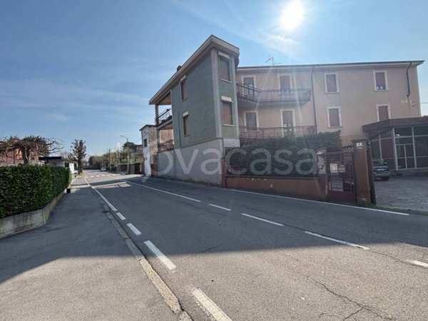 capannone in vendita a Giussano