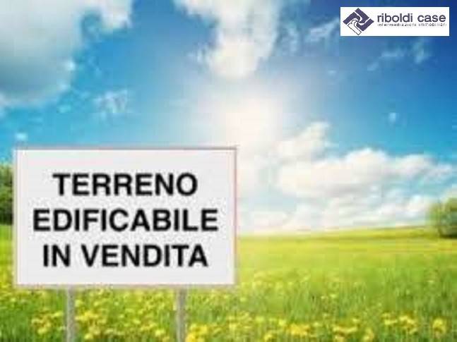 terreno edificabile in vendita a Giussano