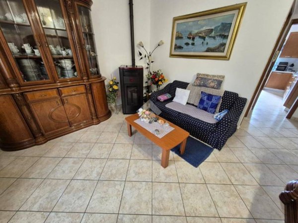 casa indipendente in vendita a Giussano in zona Birone