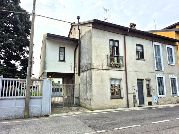 appartamento in vendita a Giussano in zona Birone