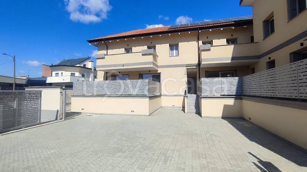 casa indipendente in vendita a Giussano