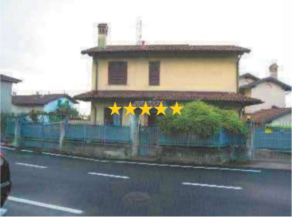 casa indipendente in vendita a Giussano