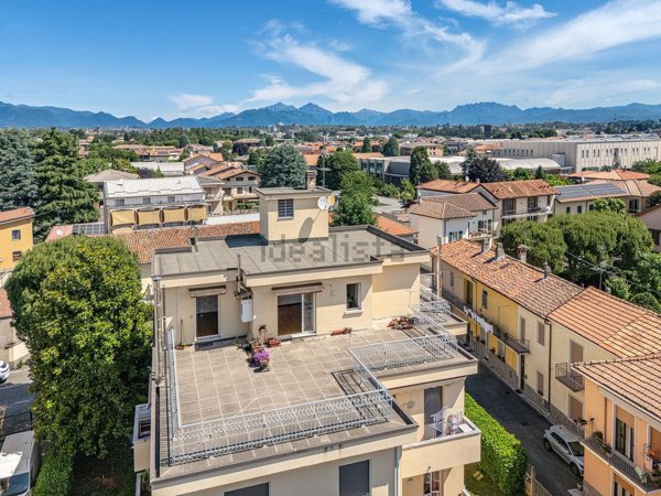 appartamento in vendita a Giussano in zona Birone