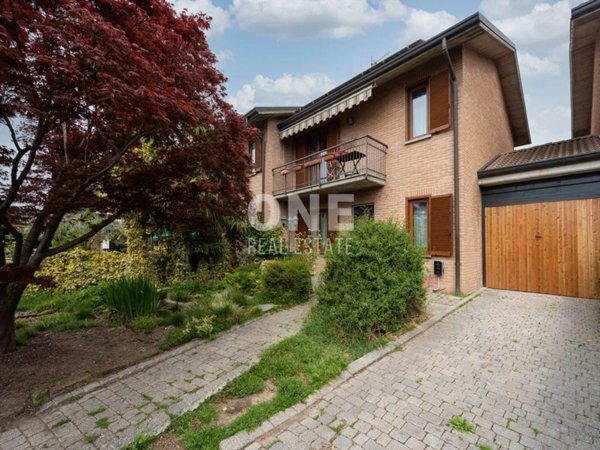 casa indipendente in vendita a Giussano