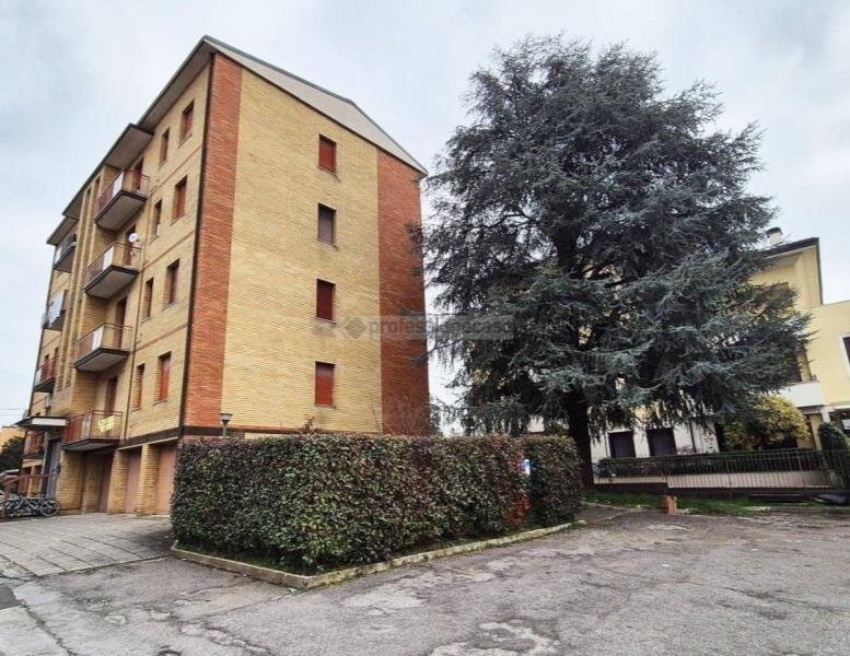 appartamento in vendita a Giussano in zona Paina