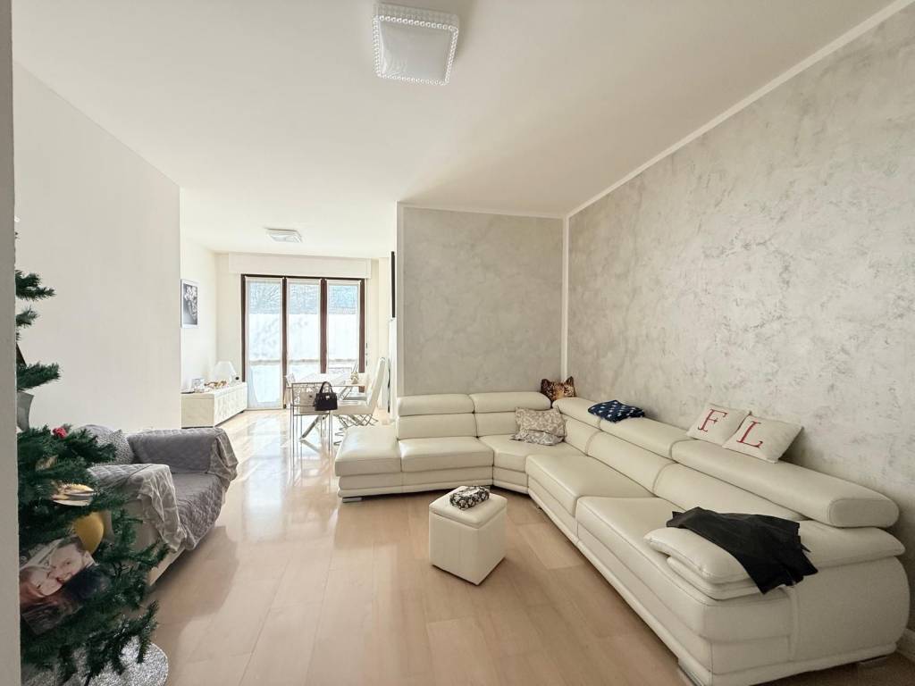appartamento in vendita a Giussano