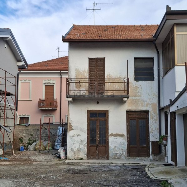 appartamento in vendita a Giussano in zona Paina