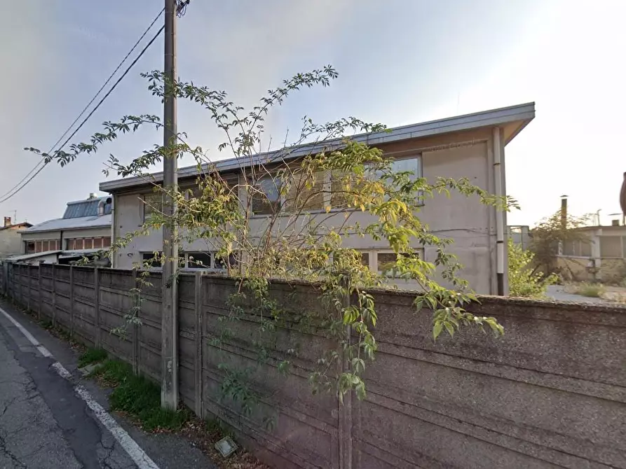 capannone in vendita a Giussano