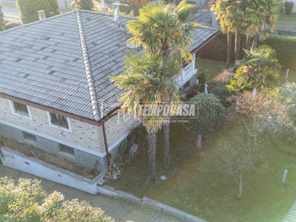 casa indipendente in vendita a Giussano