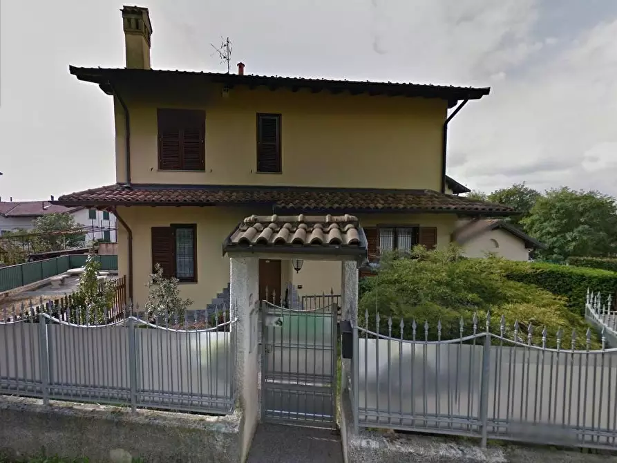 casa indipendente in vendita a Giussano