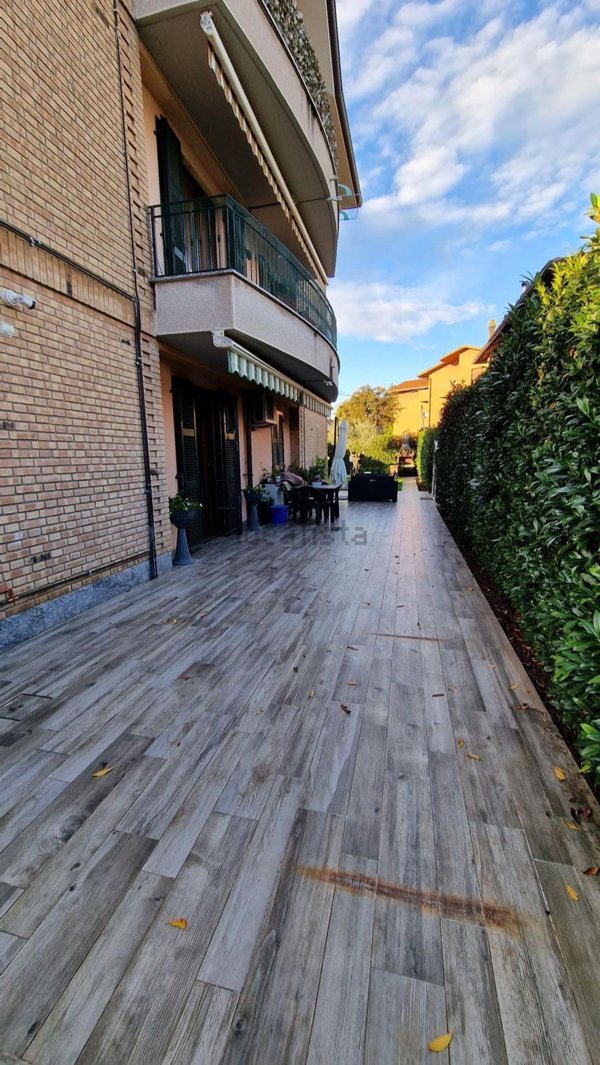 appartamento in vendita a Giussano in zona Paina