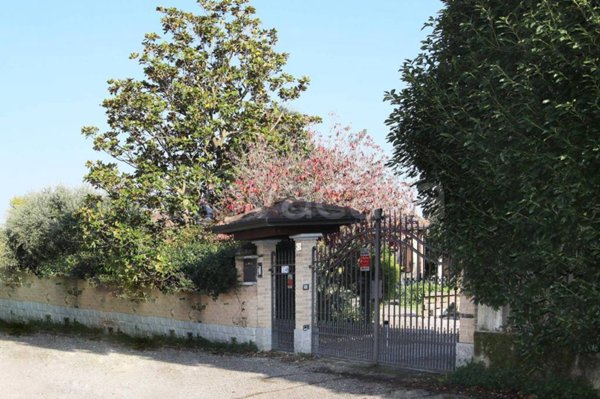 casa indipendente in vendita a Giussano