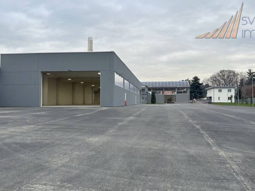 locale commerciale in vendita a Giussano