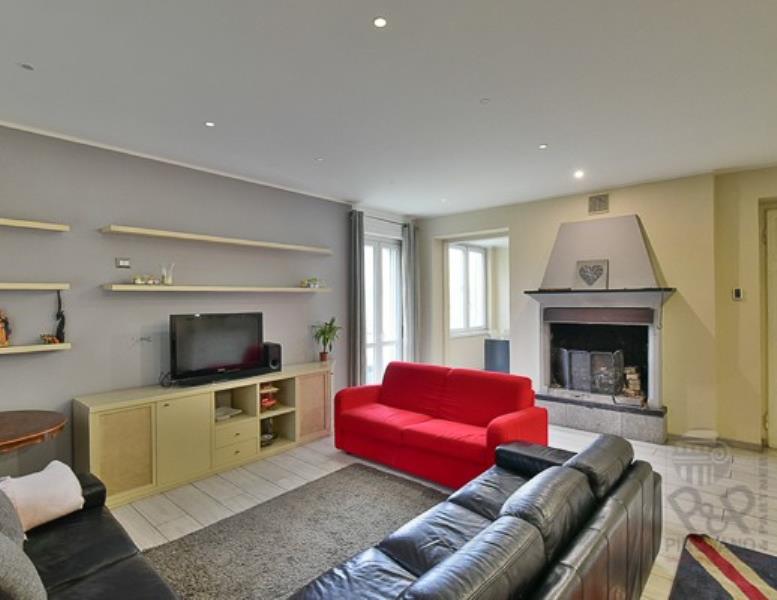 casa indipendente in vendita a Giussano