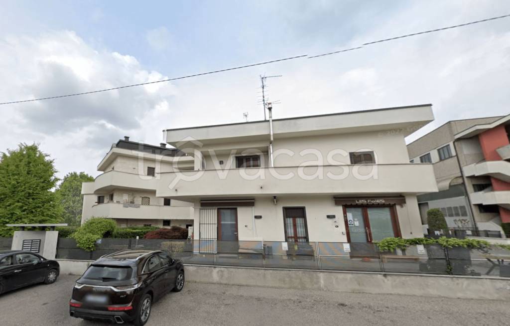 appartamento in vendita a Giussano