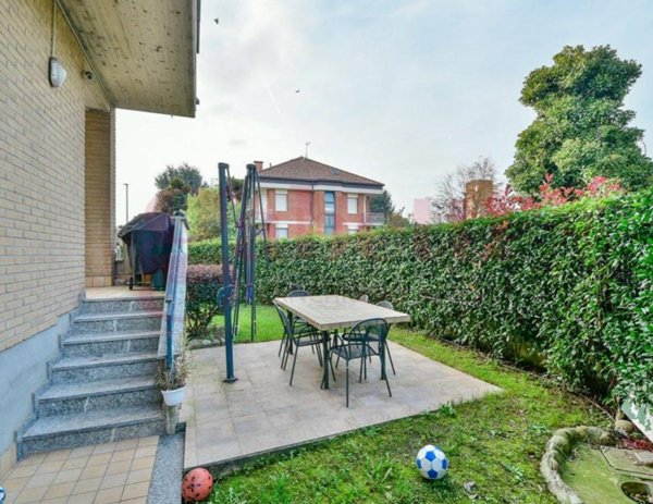 appartamento in vendita a Giussano in zona Birone