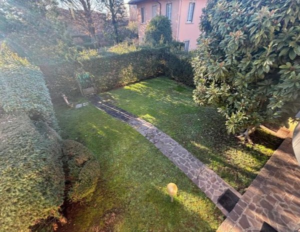 casa indipendente in vendita a Giussano