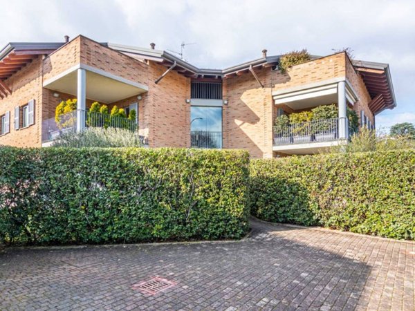 appartamento in vendita a Giussano in zona Paina