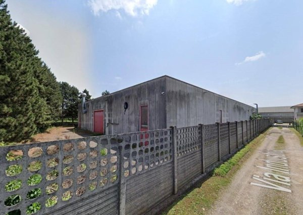 locale commerciale in vendita a Giussano in zona Birone