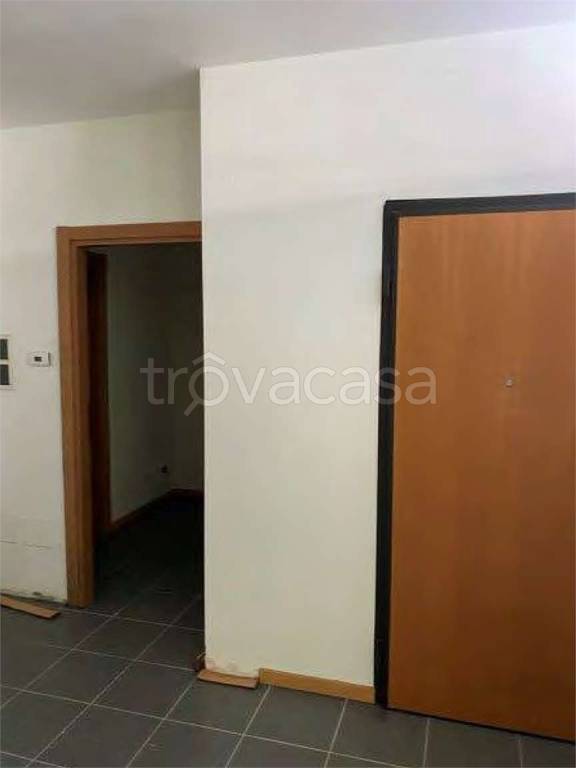 negozio in vendita a Giussano