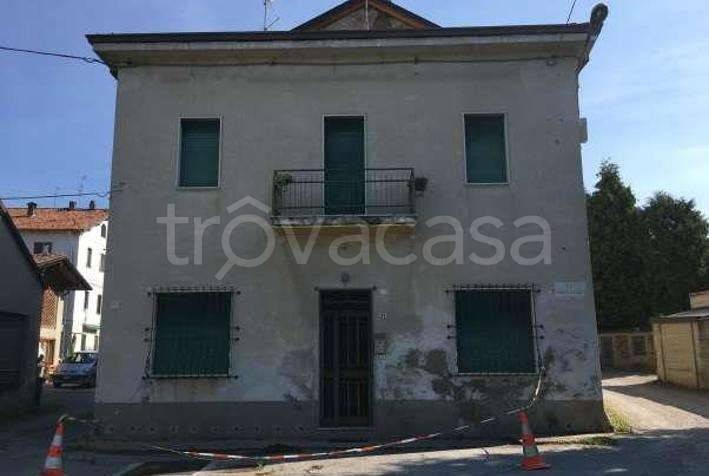 appartamento in vendita a Giussano