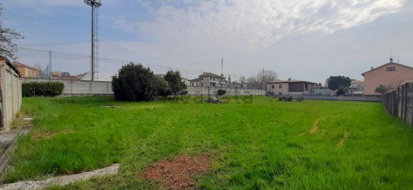terreno edificabile in vendita a Giussano