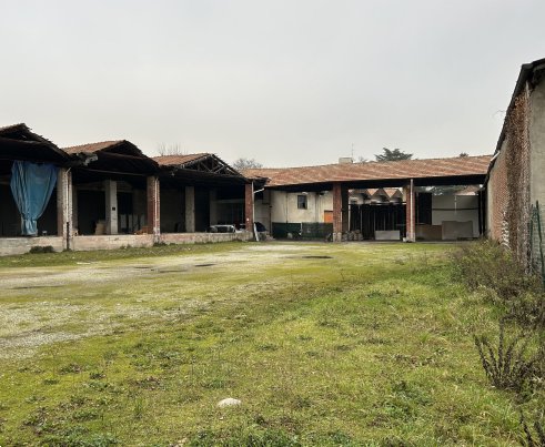 terreno edificabile in vendita a Giussano