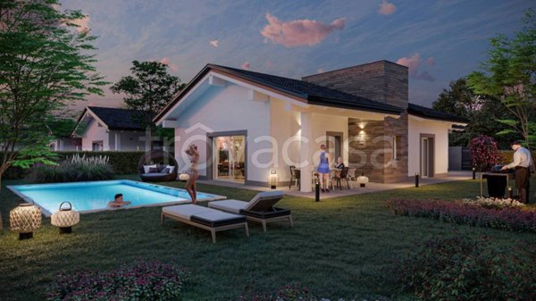 casa indipendente in vendita a Giussano