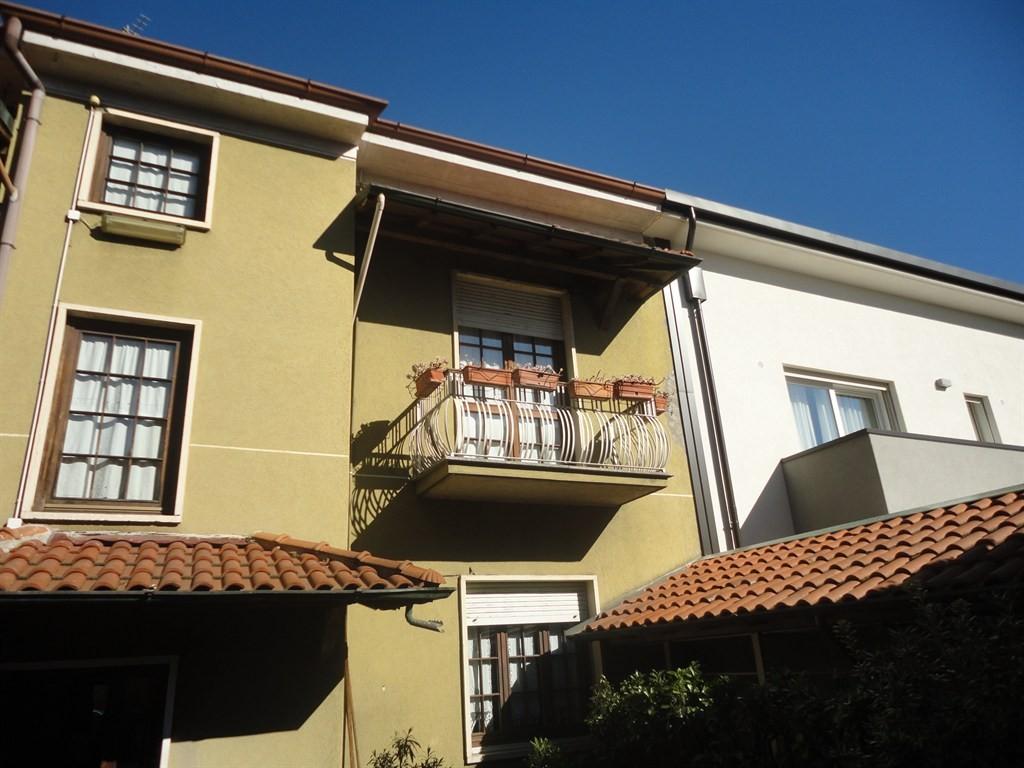 casa indipendente in vendita a Giussano in zona Paina