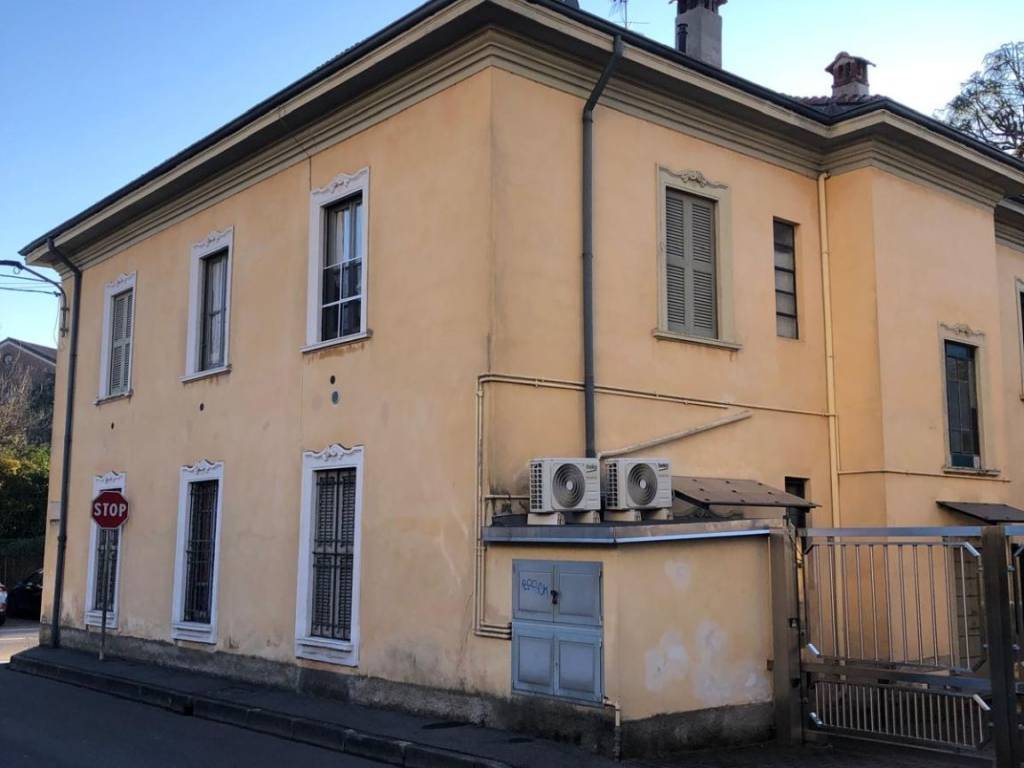 casa indipendente in vendita a Giussano