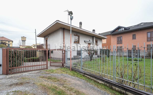 appartamento in vendita a Giussano