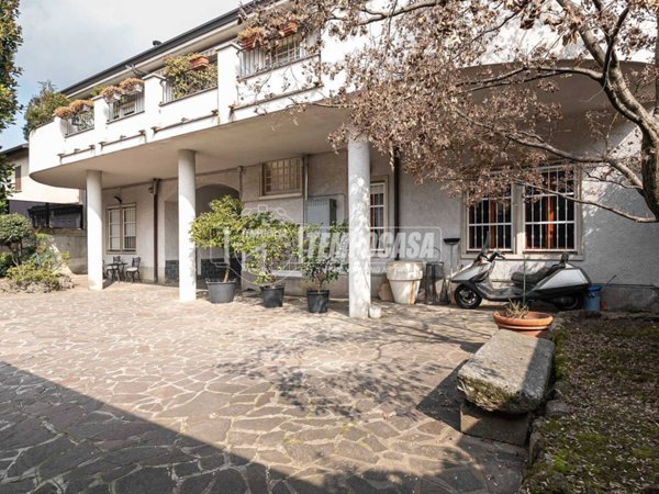 appartamento in vendita a Giussano