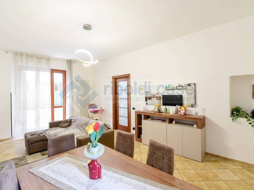 appartamento in vendita a Giussano