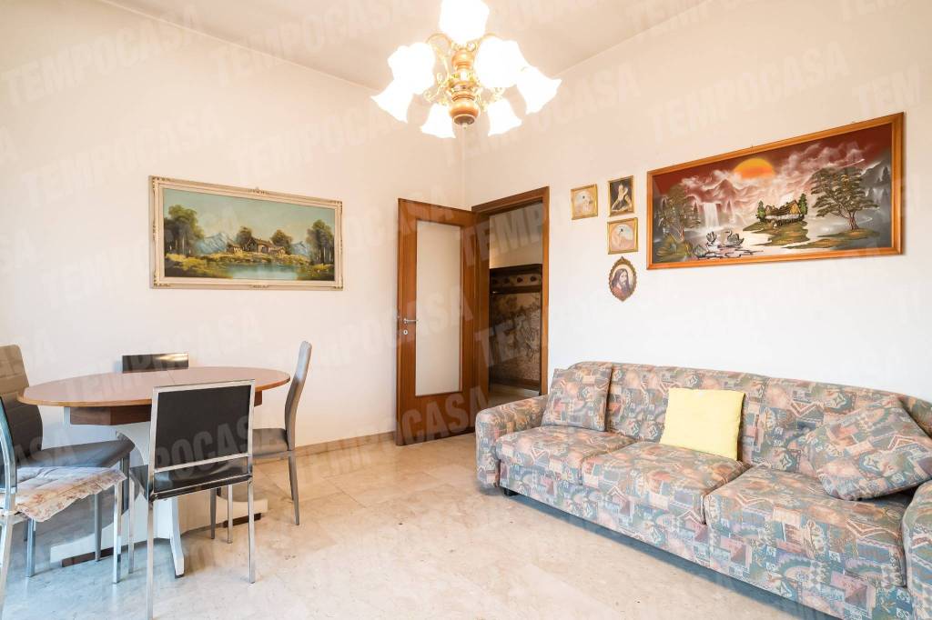 appartamento in vendita a Giussano in zona Birone