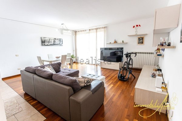 appartamento in vendita a Giussano