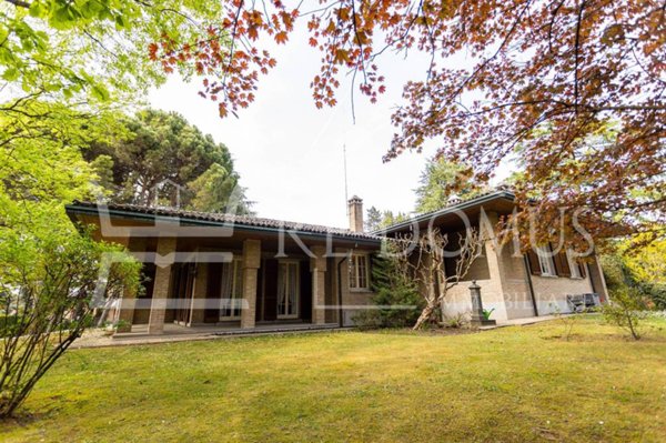 casa indipendente in vendita a Giussano