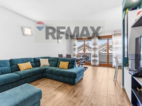 appartamento in vendita a Giussano in zona Paina