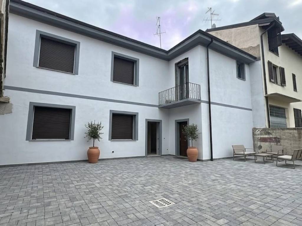appartamento in vendita a Giussano