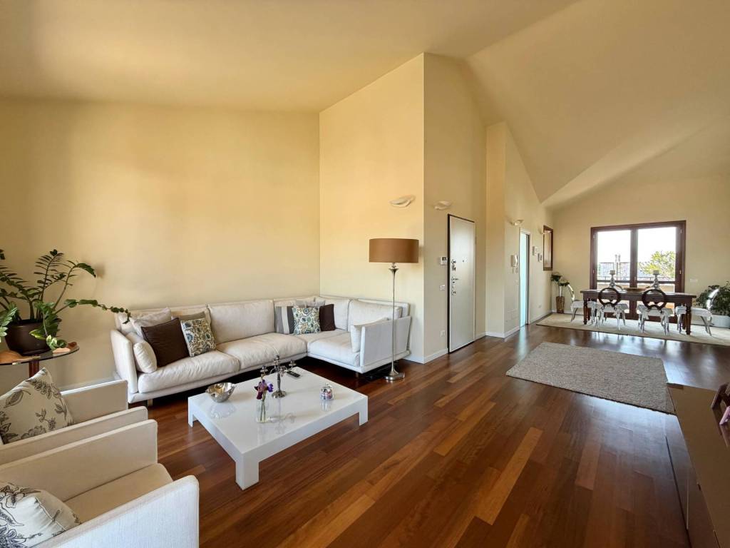 appartamento in vendita a Giussano