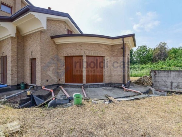 casa indipendente in vendita a Giussano