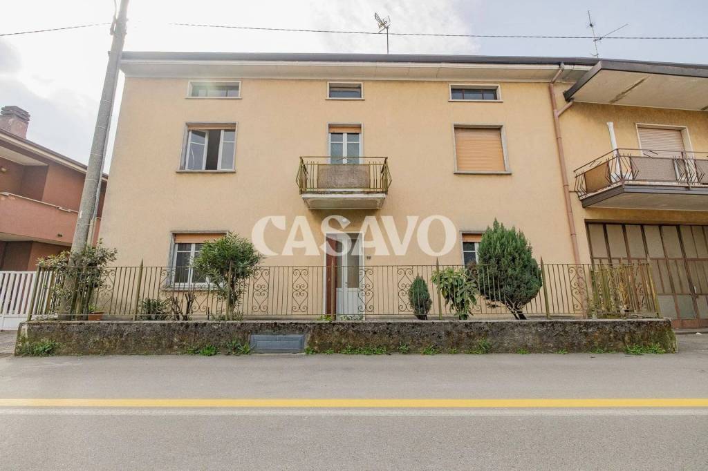 casa indipendente in vendita a Giussano