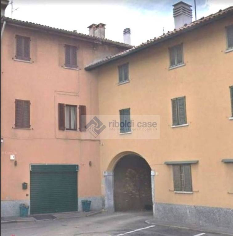 negozio in vendita a Giussano
